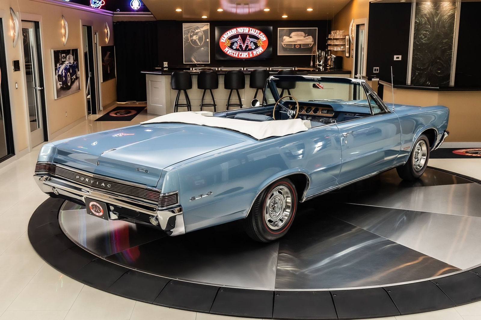 Pontiac-GTO-1965-Convertible-14