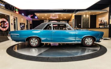 Pontiac-GTO-1965-Coupe-11