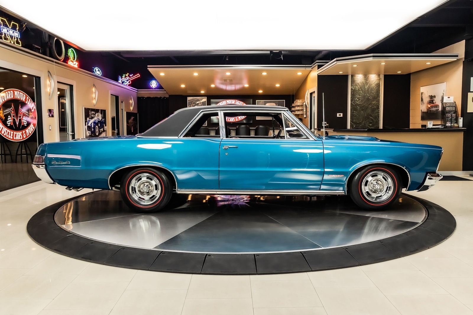 Pontiac-GTO-1965-Coupe-11