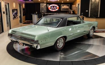 Pontiac-GTO-1965-Coupe-13
