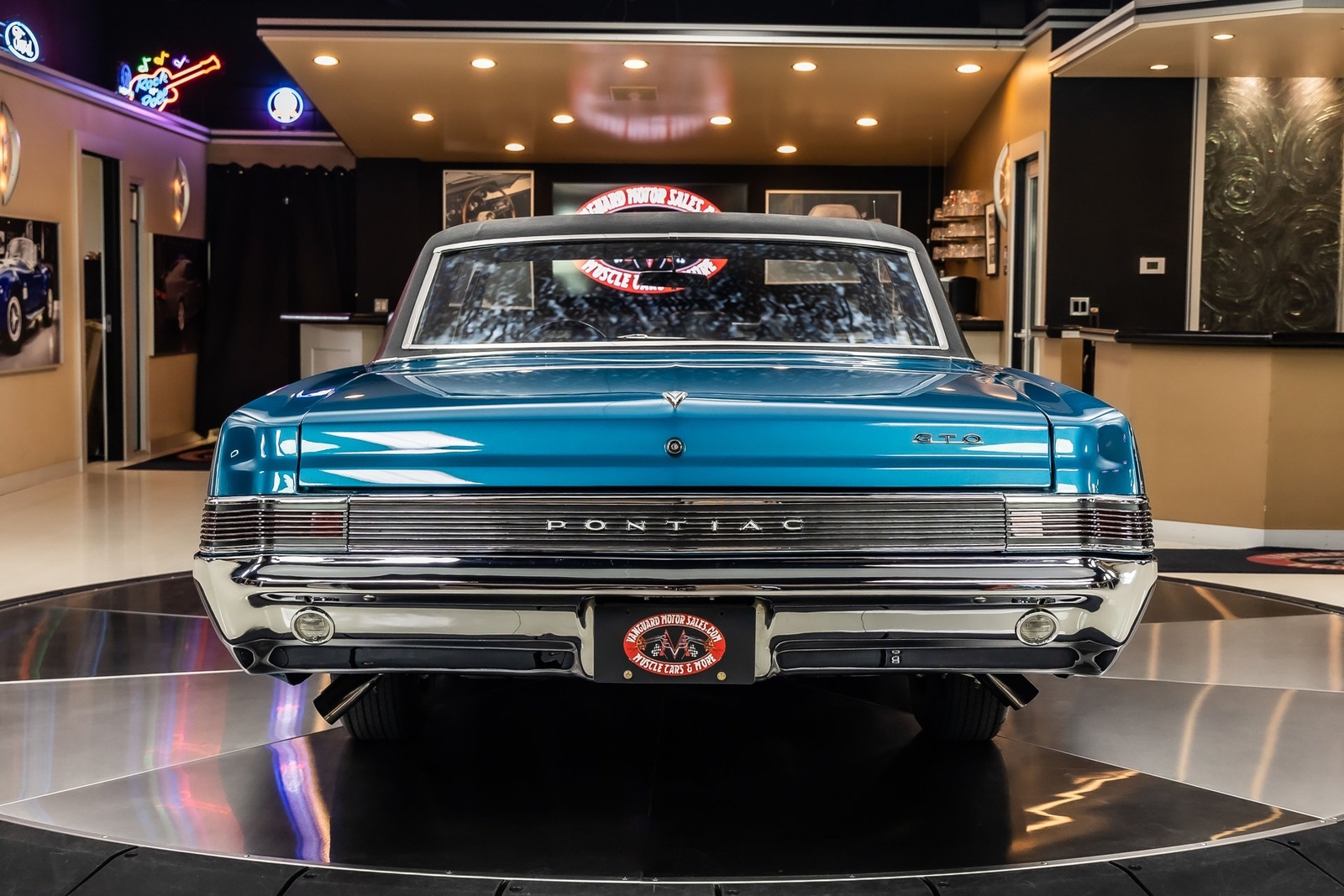Pontiac-GTO-1965-Coupe-14