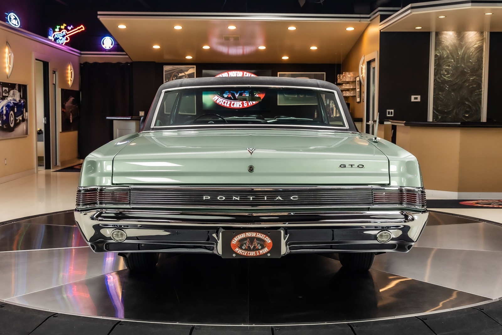 Pontiac-GTO-1965-Coupe-14