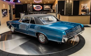 Pontiac-GTO-1965-Coupe-17