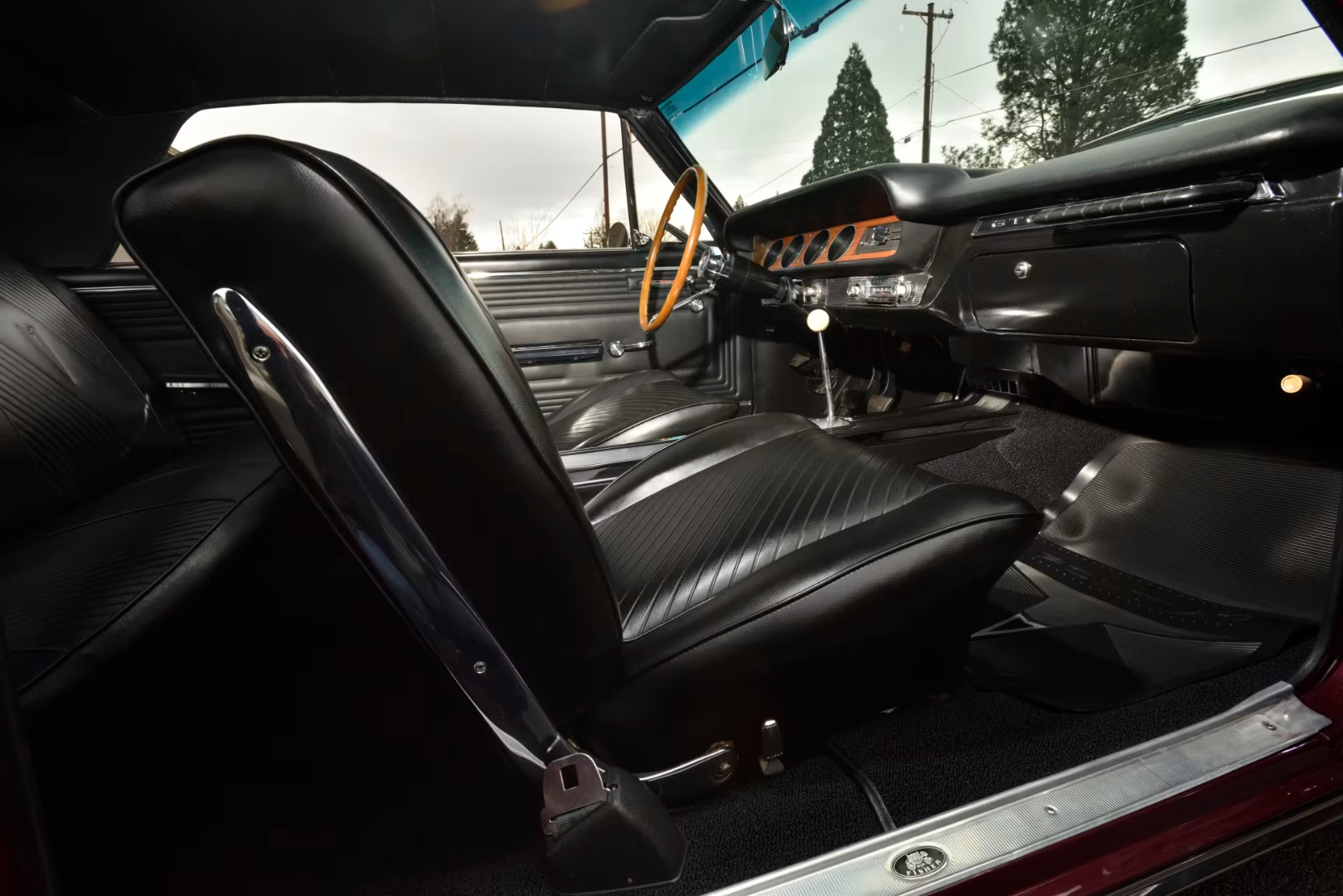 Pontiac-GTO-1965-Coupe-18