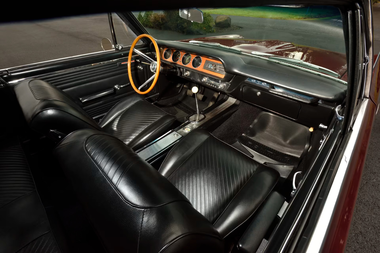 Pontiac-GTO-1965-Coupe-19