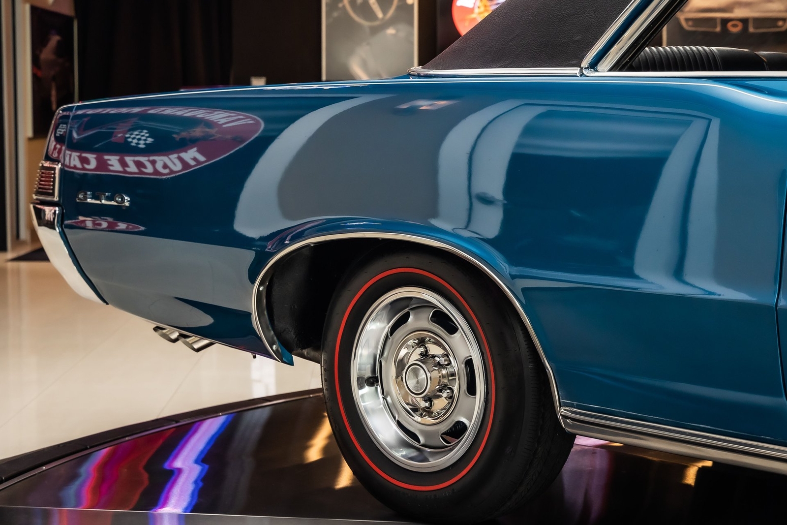 Pontiac-GTO-1965-Coupe-23