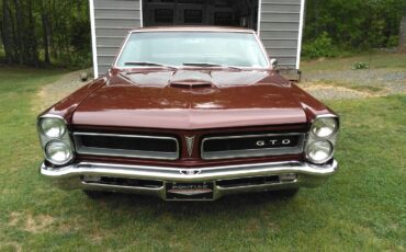 Pontiac-GTO-1965-Coupe