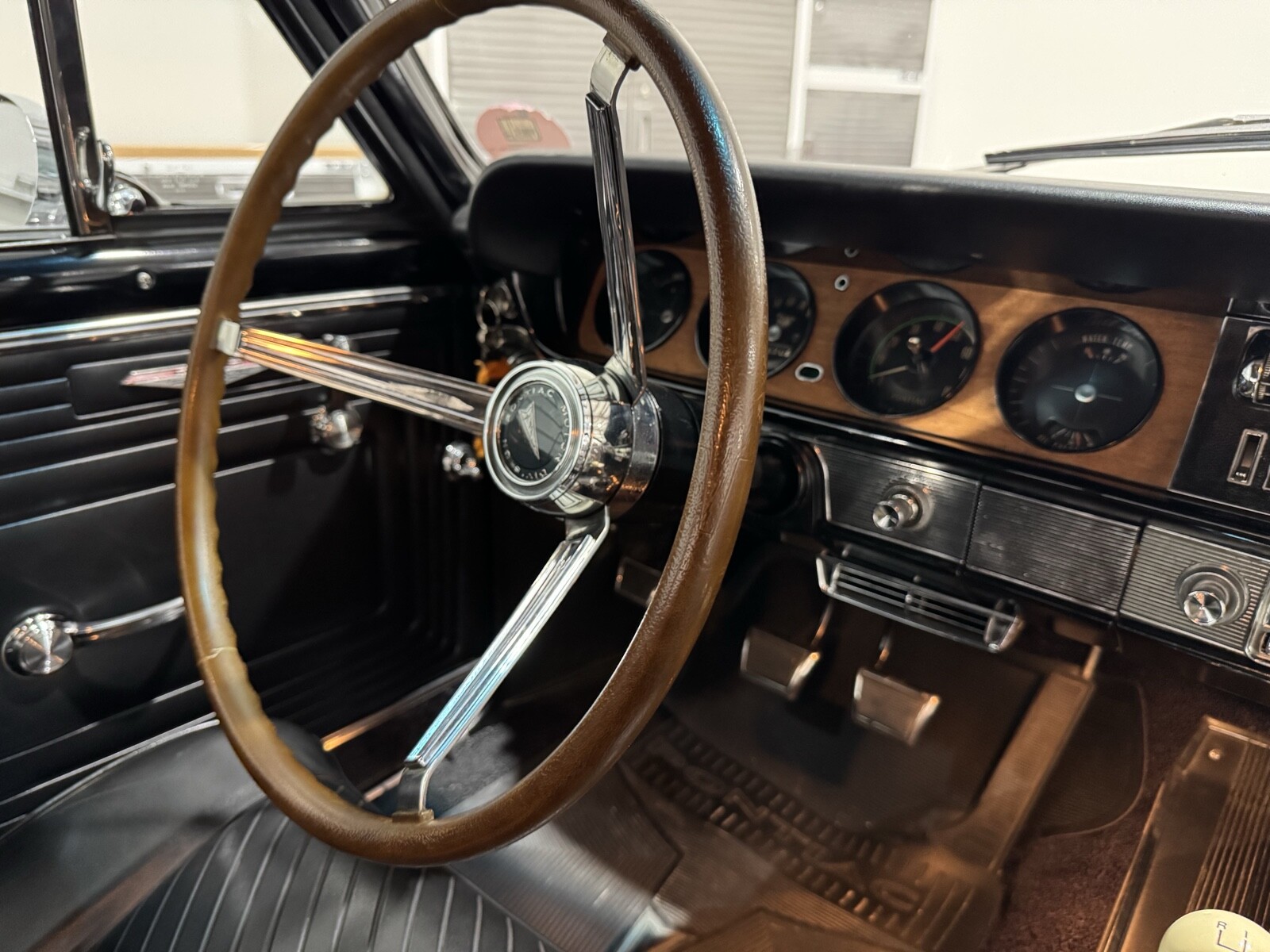 Pontiac-GTO-1965-Coupe-30