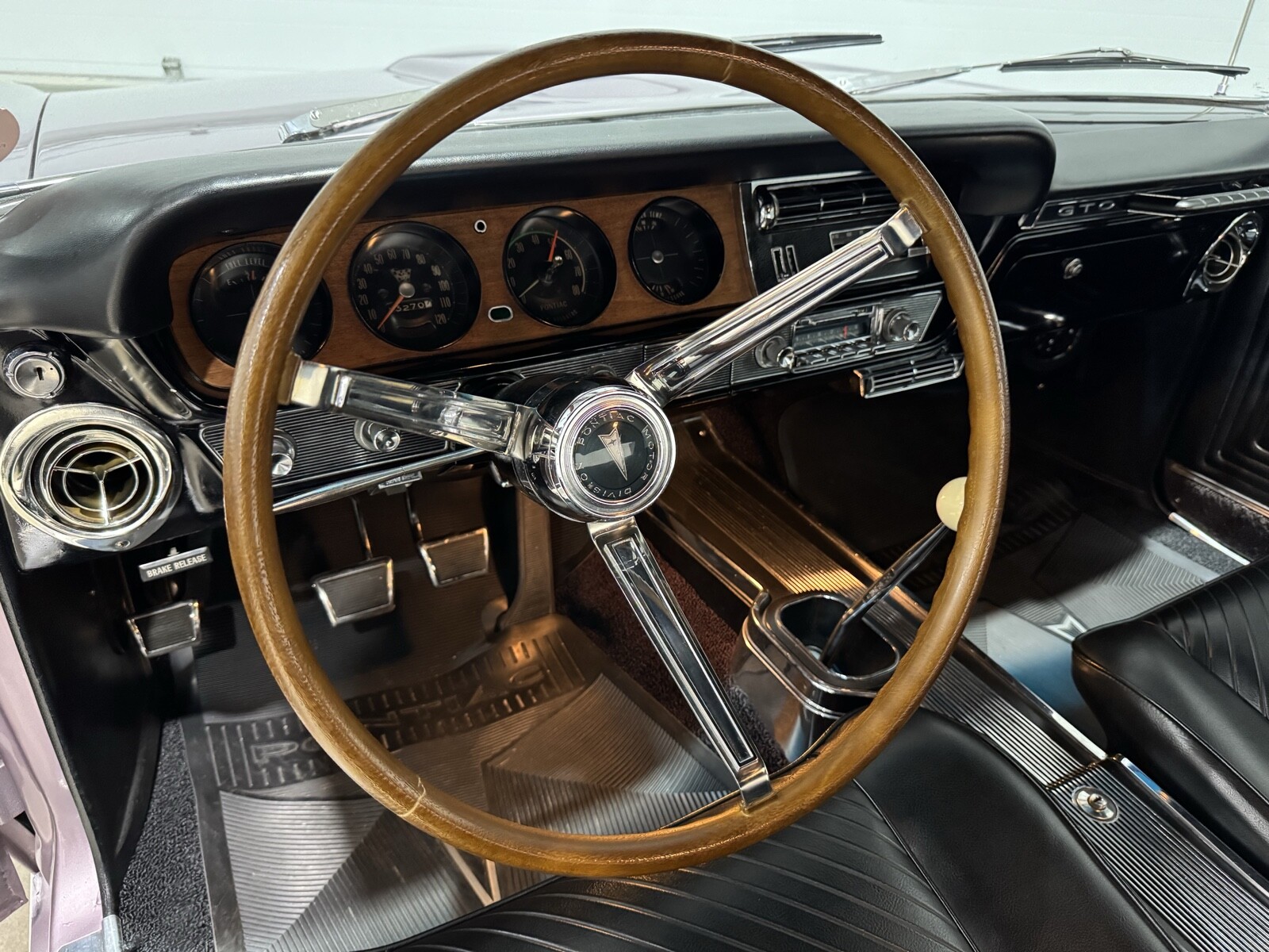 Pontiac-GTO-1965-Coupe-35