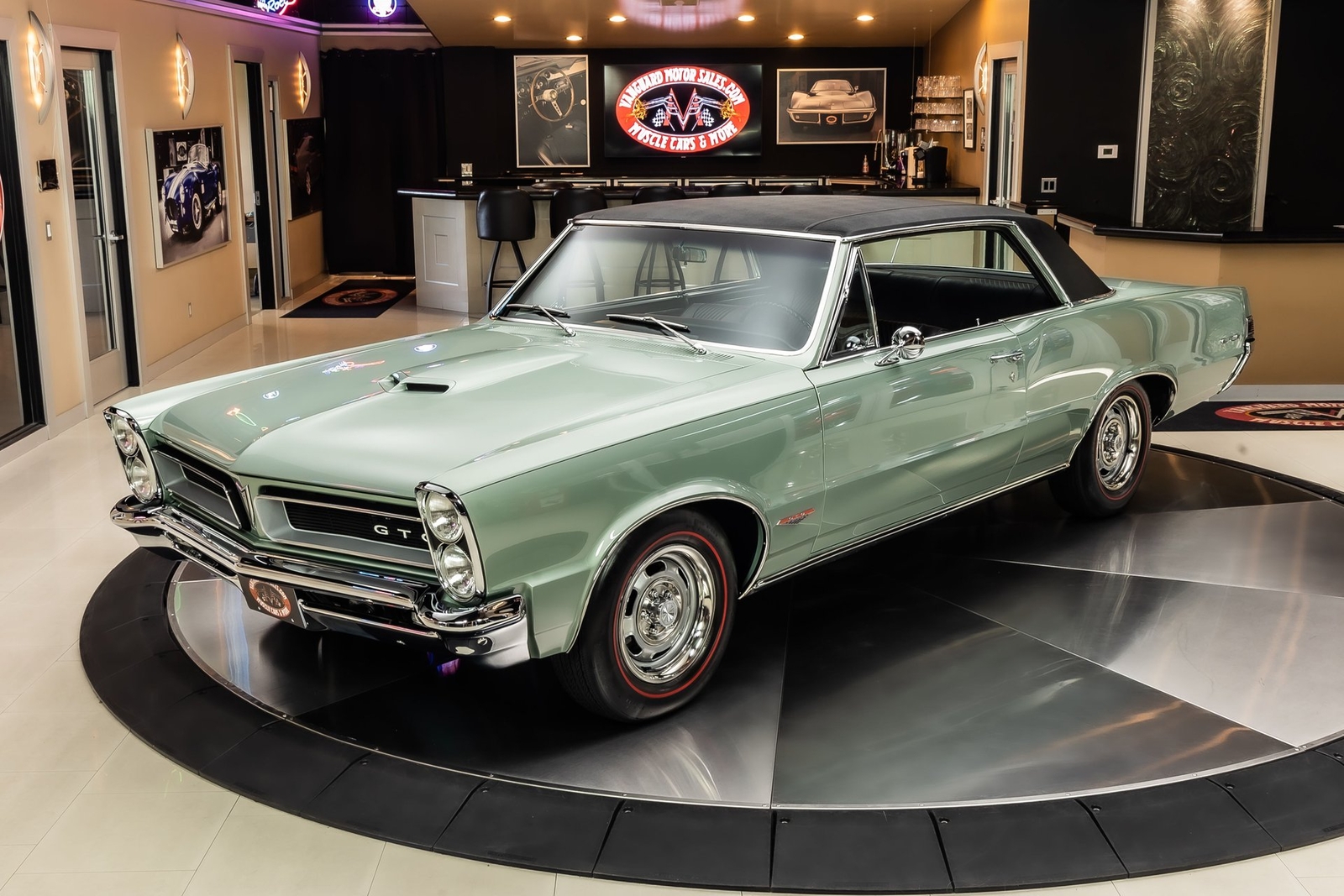 Pontiac-GTO-1965-Coupe-5