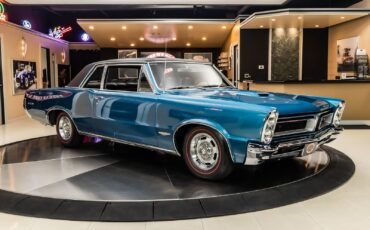 Pontiac-GTO-1965-Coupe-9