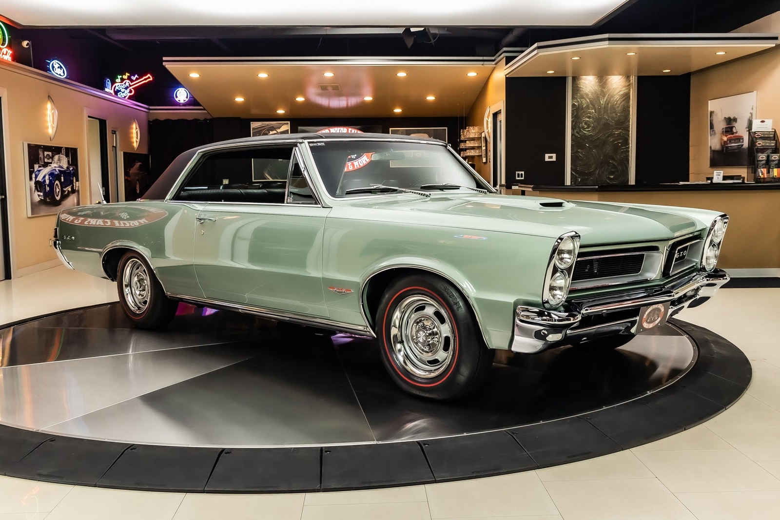 Pontiac-GTO-1965-Coupe-9