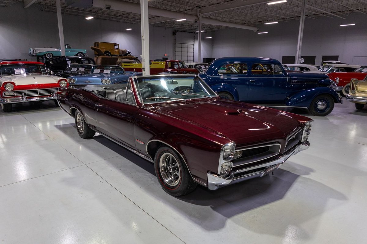 Pontiac-GTO-1966-Convertible-22
