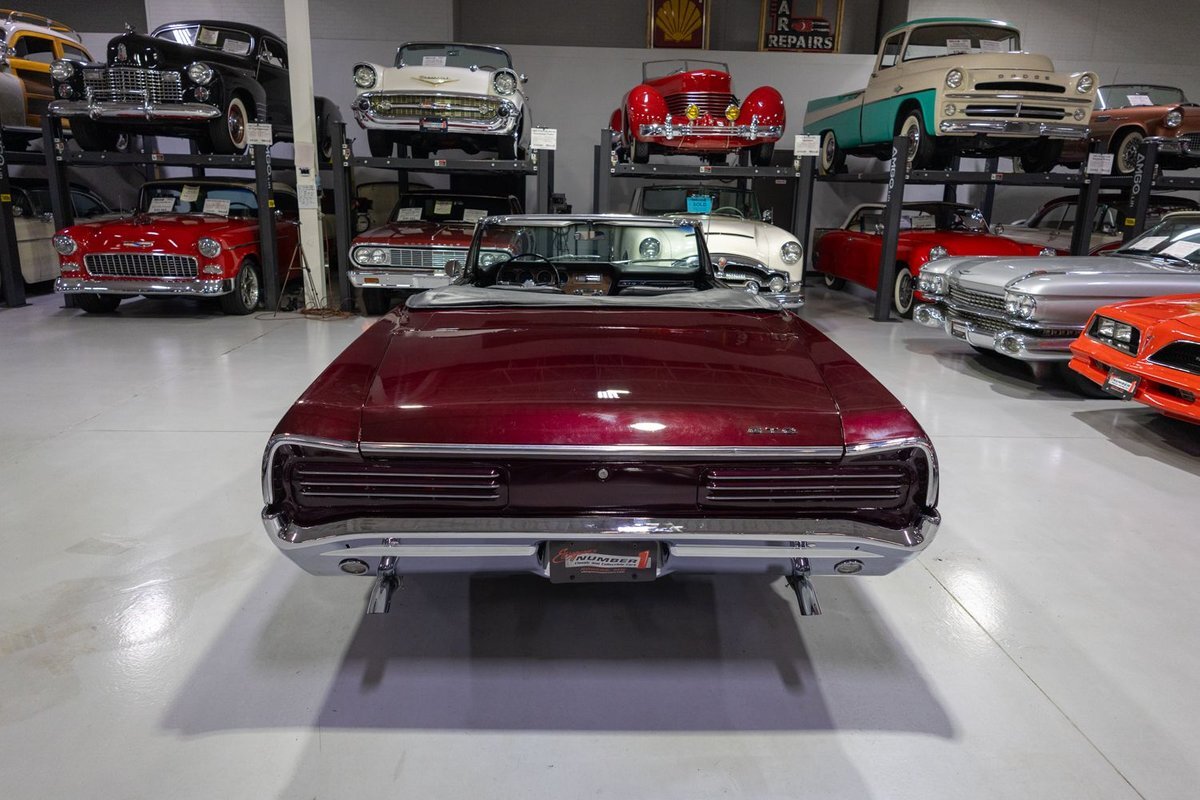Pontiac-GTO-1966-Convertible-25