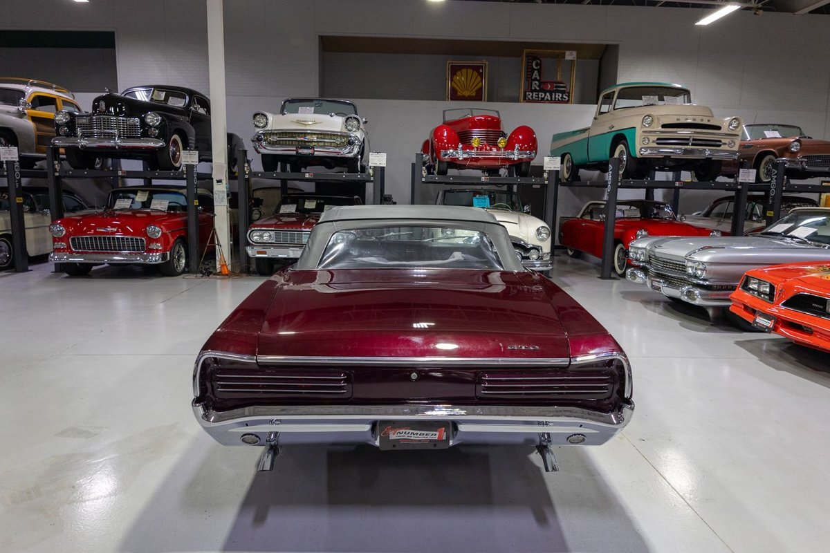 Pontiac-GTO-1966-Convertible-33