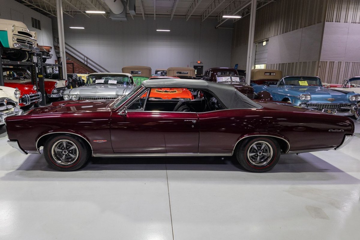 Pontiac-GTO-1966-Convertible-35