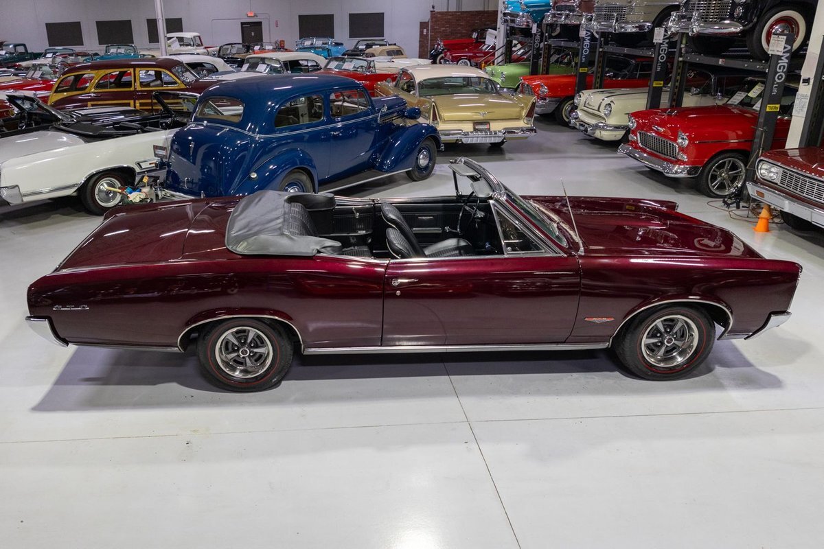 Pontiac-GTO-1966-Convertible-7