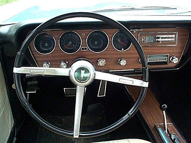 Pontiac-GTO-1967-2-DR-Hard-Top-10