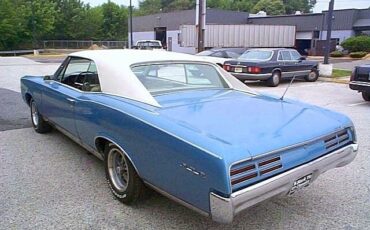 Pontiac-GTO-1967-2-DR-Hard-Top-4