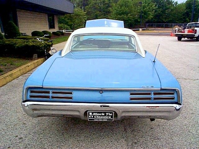 Pontiac-GTO-1967-2-DR-Hard-Top-5