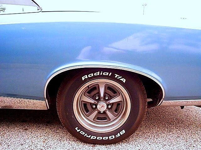 Pontiac-GTO-1967-2-DR-Hard-Top-7