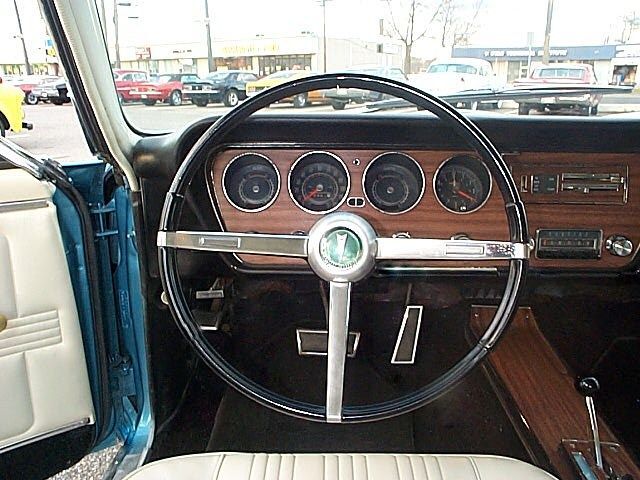 Pontiac-GTO-1967-2-DR-Hard-Top-9