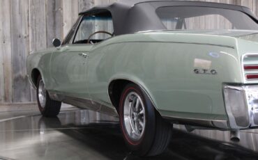 Pontiac-GTO-1967-Award-Winning-11