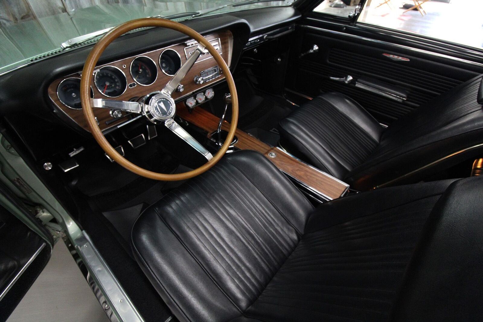 Pontiac-GTO-1967-Award-Winning-21