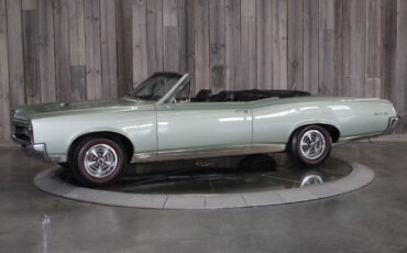 Pontiac-GTO-1967-Award-Winning-3