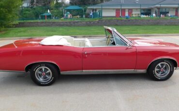 Pontiac-GTO-1967-CONVERTIBLE-11