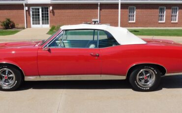 Pontiac-GTO-1967-CONVERTIBLE-12