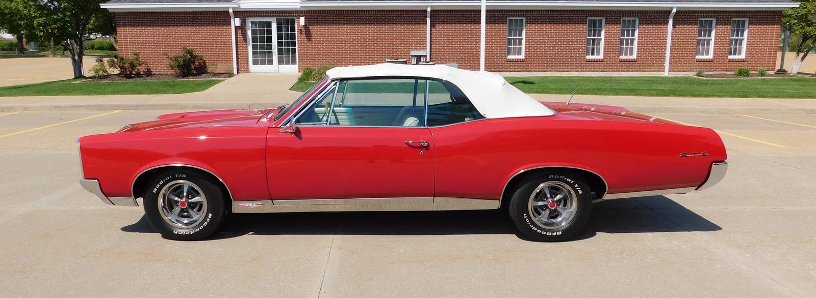 Pontiac-GTO-1967-CONVERTIBLE-12