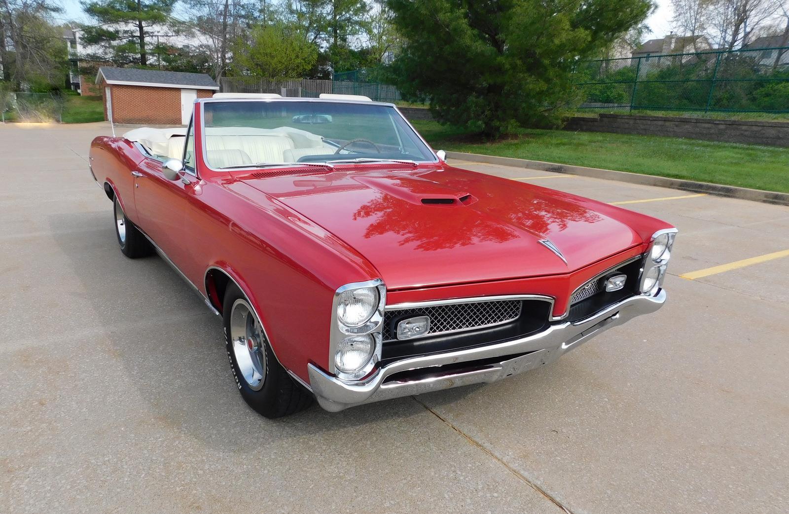 Pontiac-GTO-1967-CONVERTIBLE-15