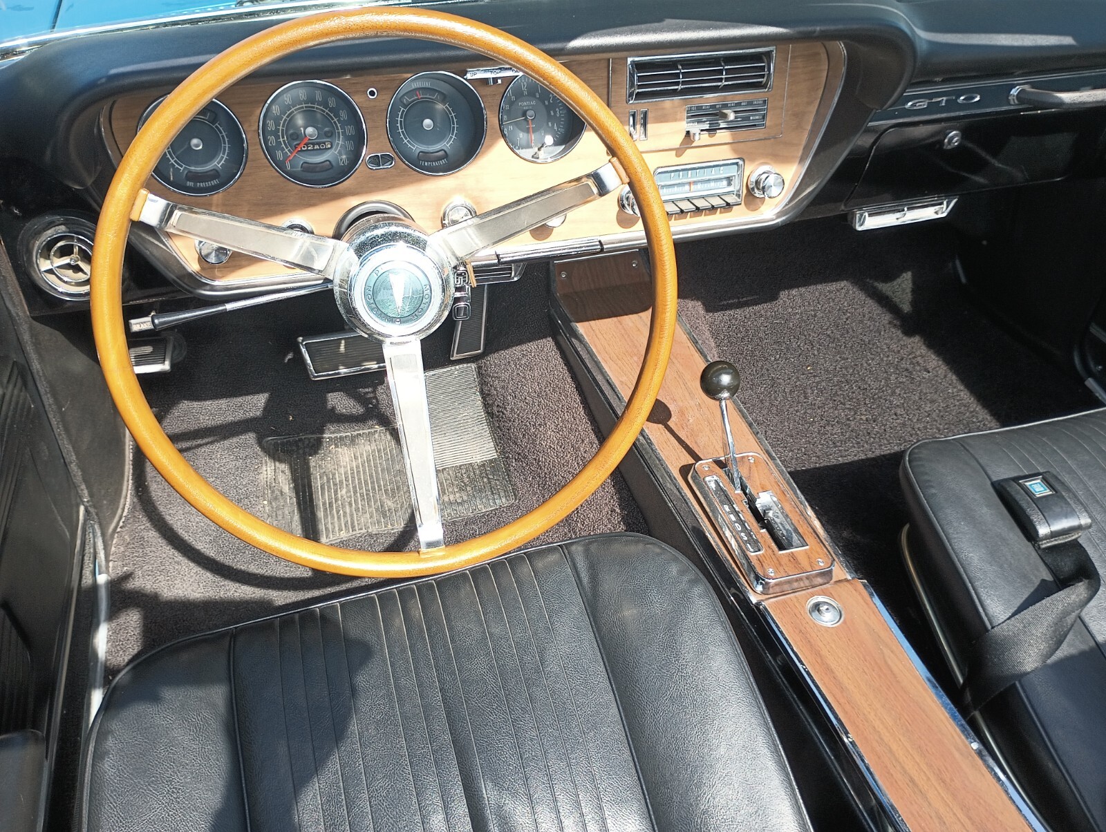 Pontiac-GTO-1967-Convertible-2