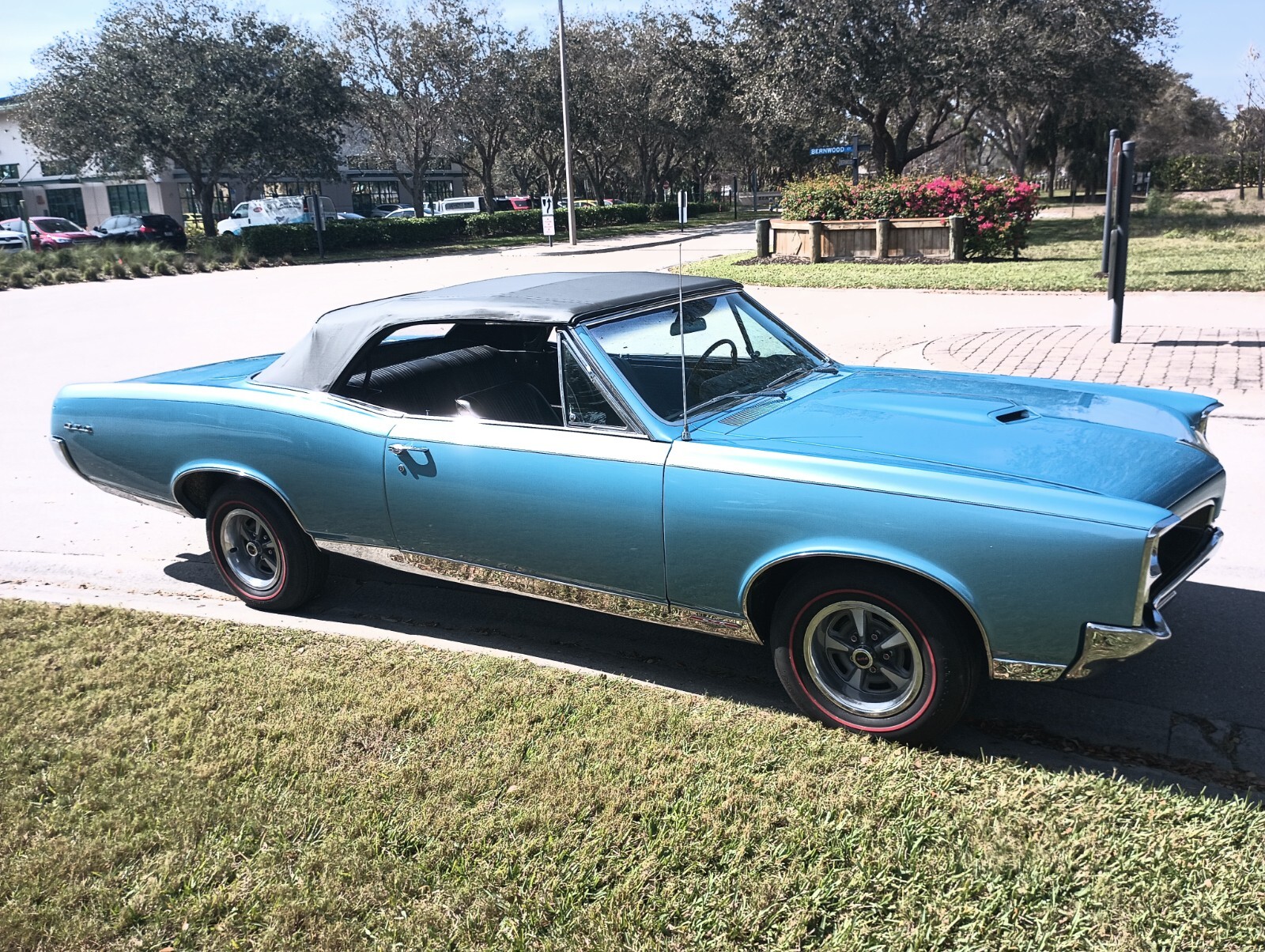 Pontiac-GTO-1967-Convertible-9