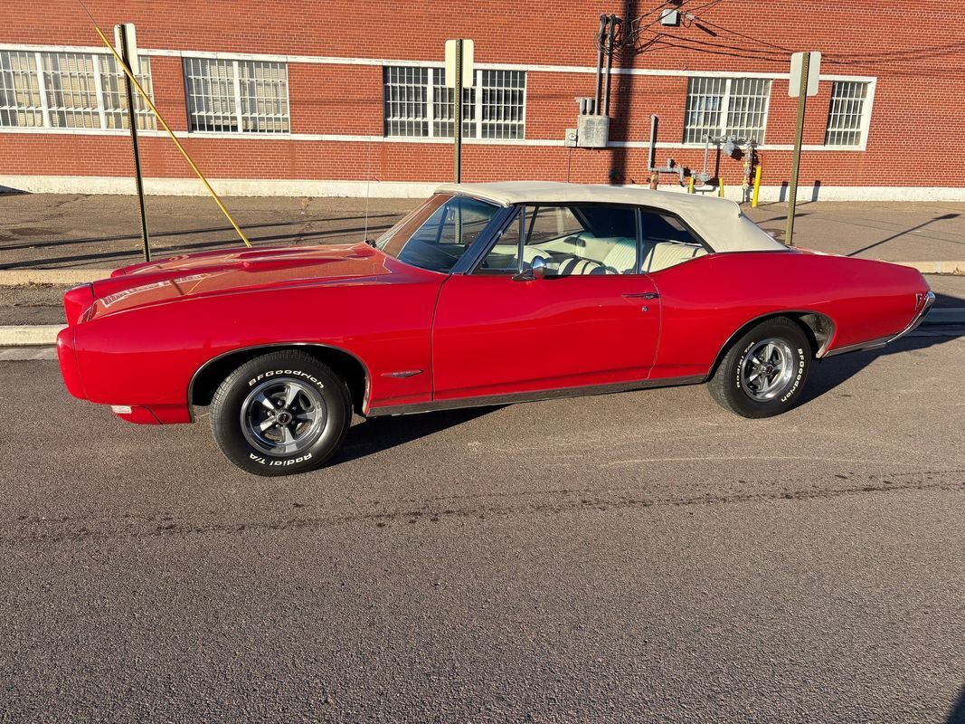 Pontiac-GTO-1968-15
