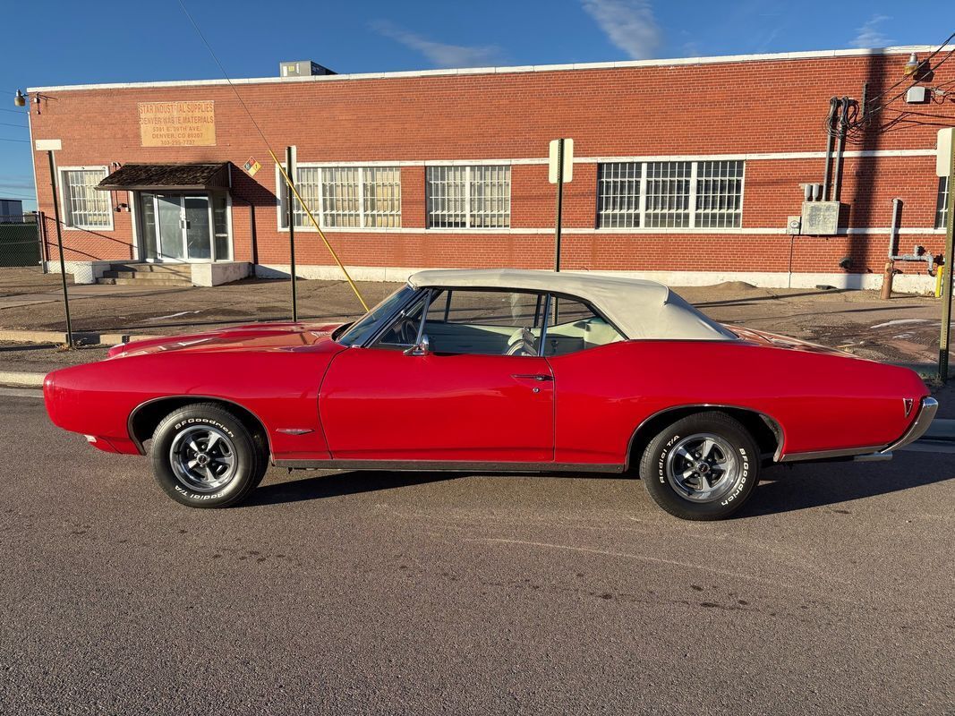 Pontiac-GTO-1968-18