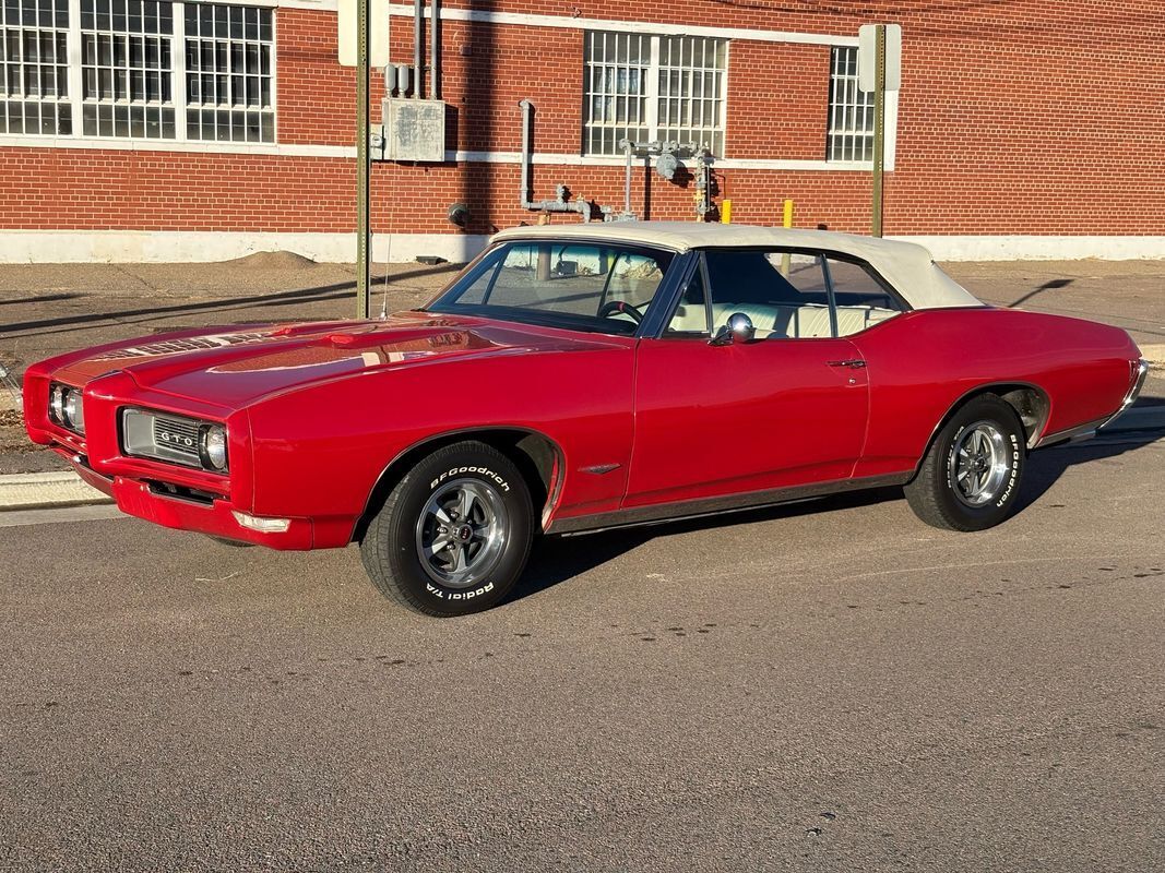 Pontiac-GTO-1968-19