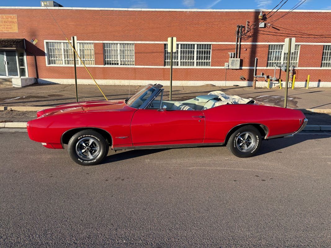 Pontiac-GTO-1968-24