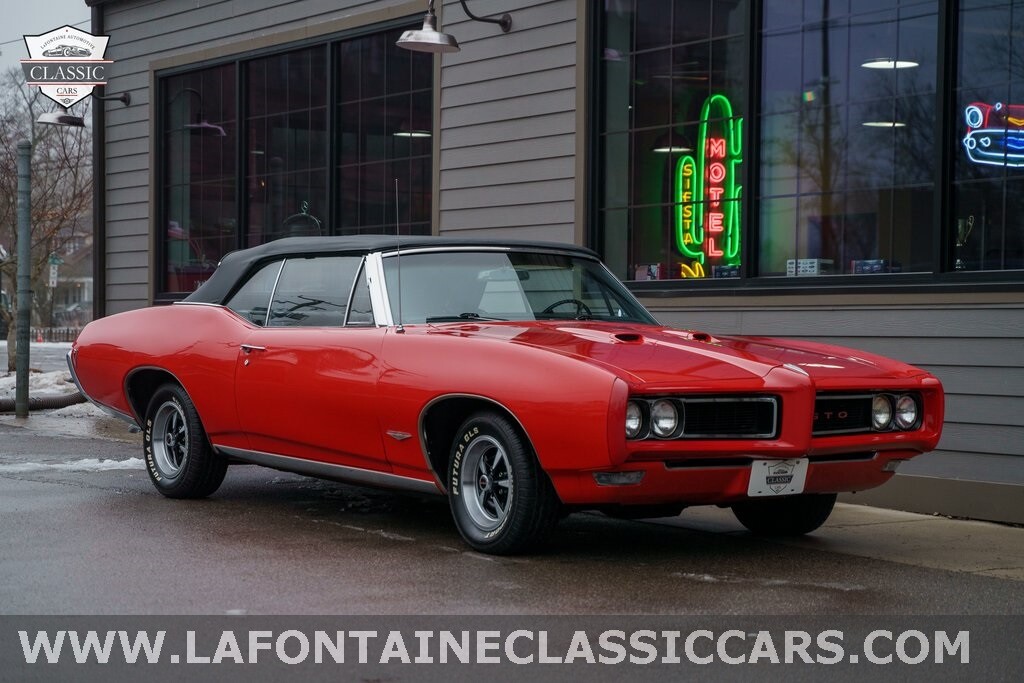 Pontiac-GTO-1968-Convertible