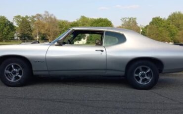 Pontiac-GTO-1969-Coupe-3