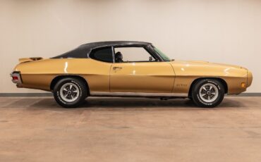 Pontiac-GTO-1970-Coupe-30