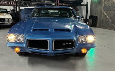 Pontiac-GTO-1972-2-Door-Coupe-1