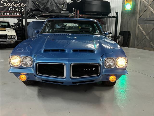 Pontiac-GTO-1972-2-Door-Coupe-1