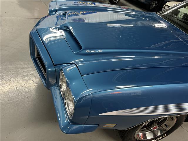Pontiac-GTO-1972-2-Door-Coupe-18