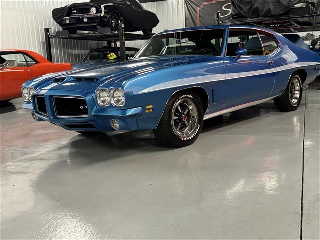 Pontiac-GTO-1972-2-Door-Coupe-25