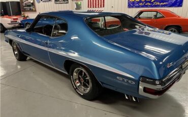 Pontiac-GTO-1972-2-Door-Coupe-3