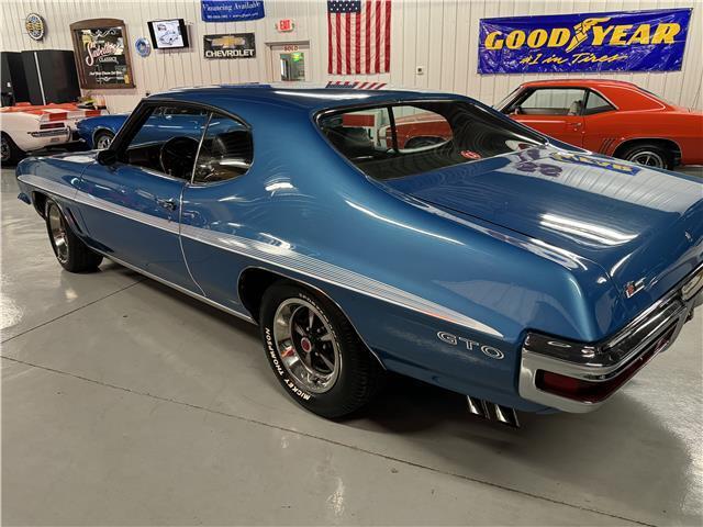 Pontiac-GTO-1972-2-Door-Coupe-3