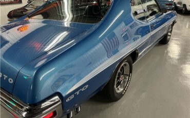 Pontiac-GTO-1972-2-Door-Coupe-4