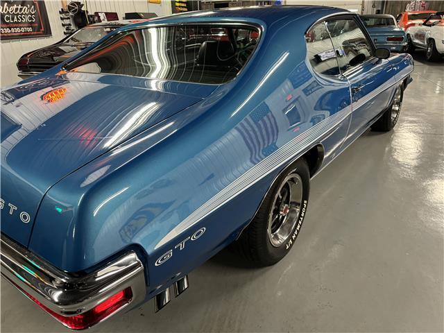 Pontiac-GTO-1972-2-Door-Coupe-4